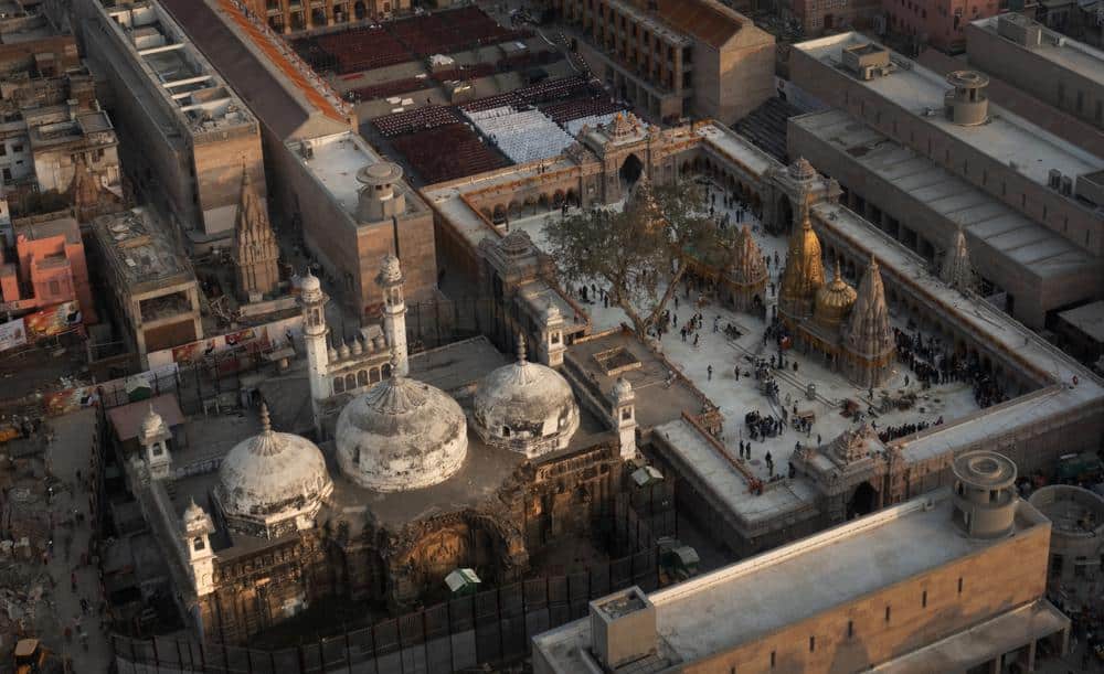 Dispute over mosque becomes religious flashpoint in India